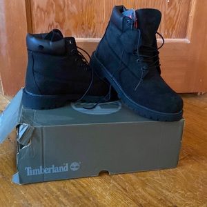 Black timberland boots! BRAND NEW; NEVER WORN